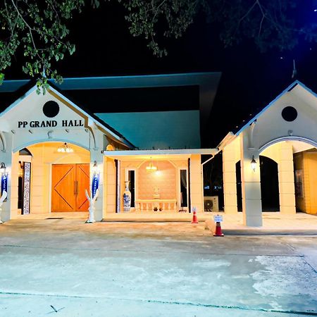 Park & Pool Resort Nong Khai Eksteriør billede